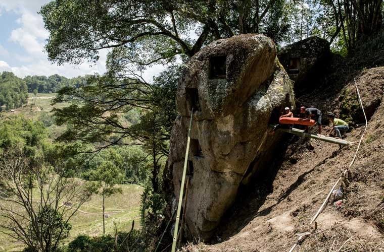 Nghi le mai tang cua bo toc Torajan o Indonesia-Hinh-8